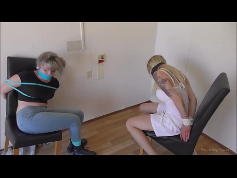 ❤️ Kev quav yeeb quav tshuaj / khi thiab gagged / damsel nyob rau hauv kev nyuaj siab ❌ tawv porn ntawm hmn.raceporn.ru% ib